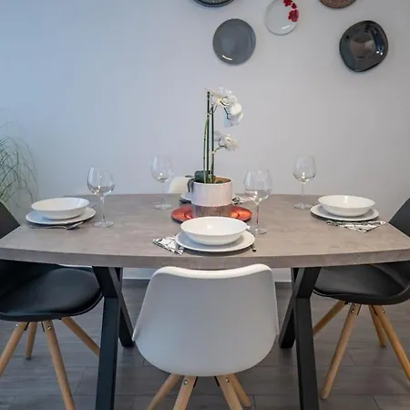 Chic Flat With River View Budapešť